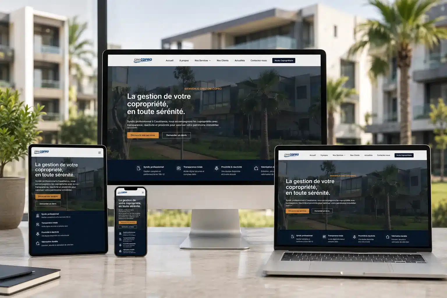 Site web OM Copro syndic professionnel Casablanca affiché sur ordinateur tablette et smartphone - gestion de copropriété Maroc